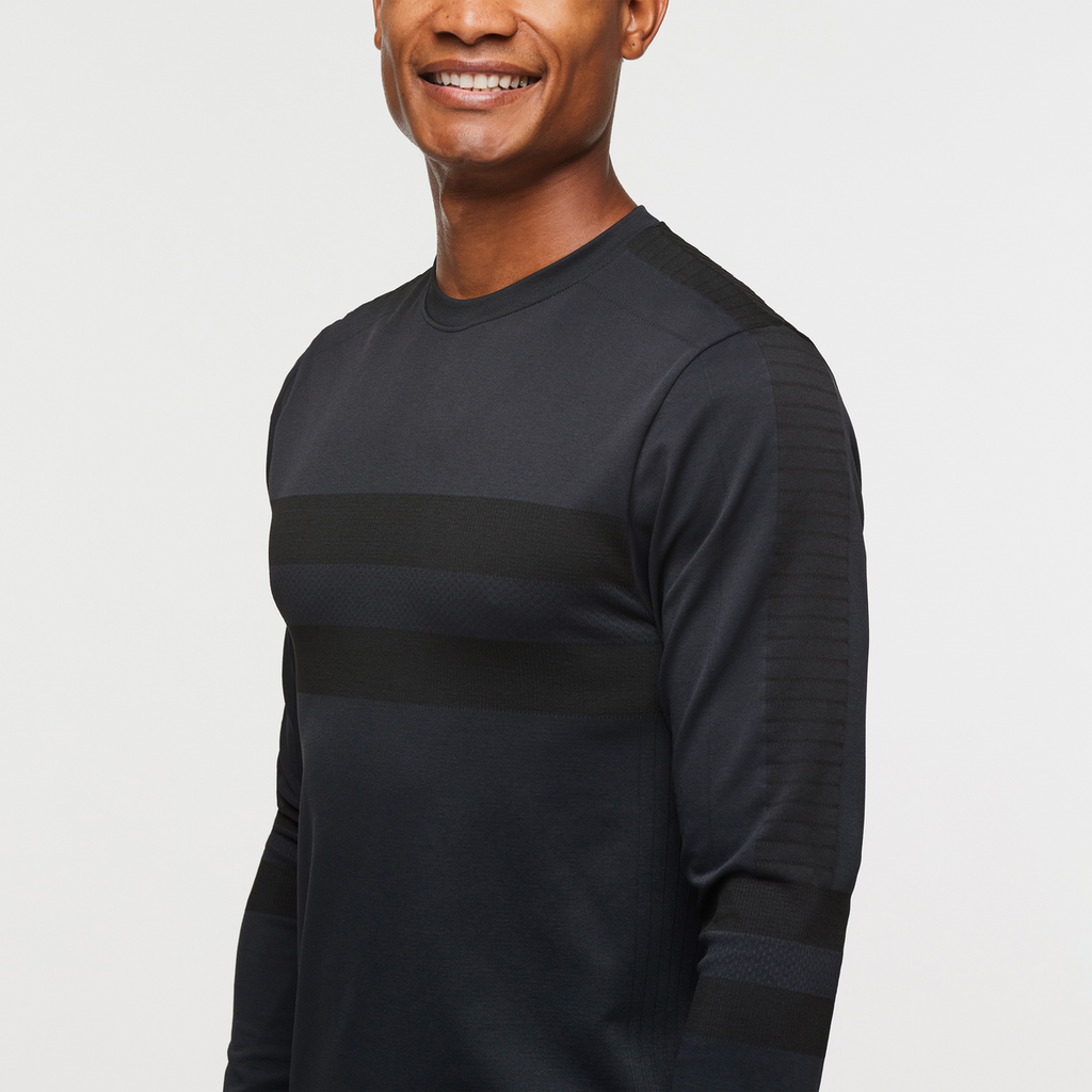 Debajo Seamless Baselayer Crew - Men s - Casual Outdoor Style