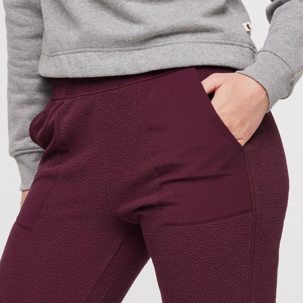 Abrazo Fleece Jogger - Women s - Soft Layering Warmth