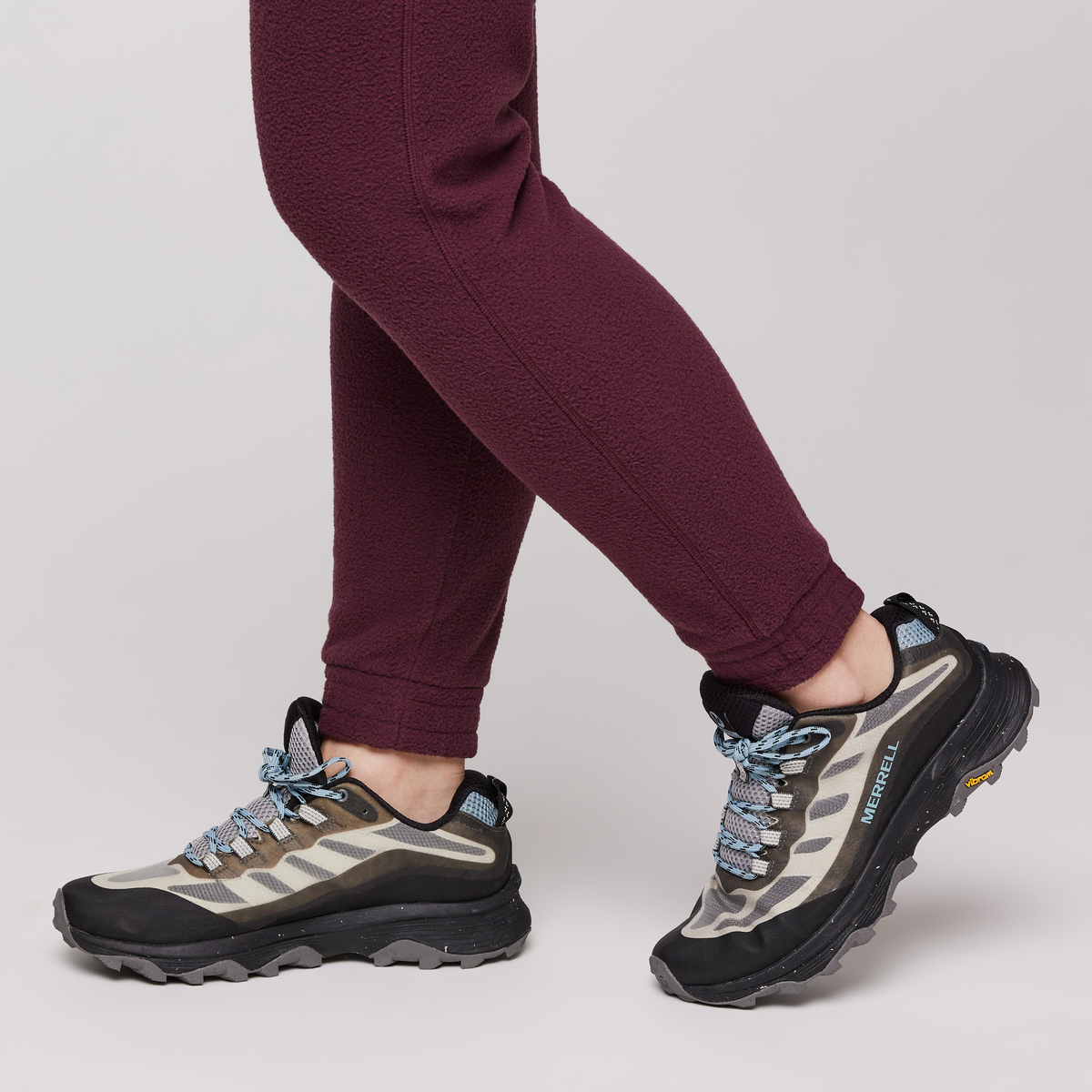 Abrazo Fleece Jogger - Women s - Soft Layering Warmth