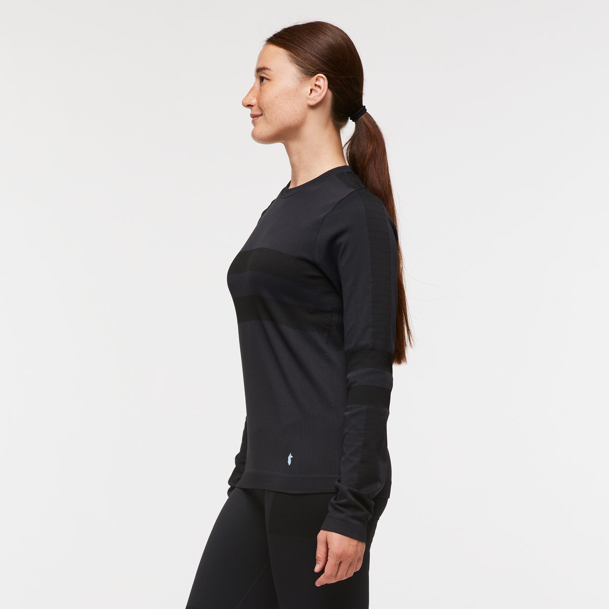 Debajo Seamless Baselayer Crew - Women s - Soft Adventure Layer