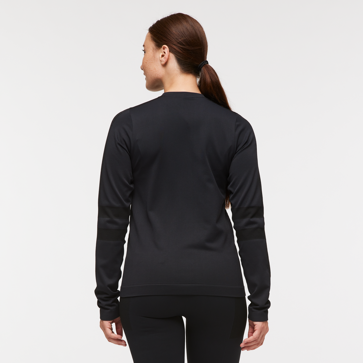 Debajo Seamless Baselayer Crew - Women s - Soft Adventure Layer