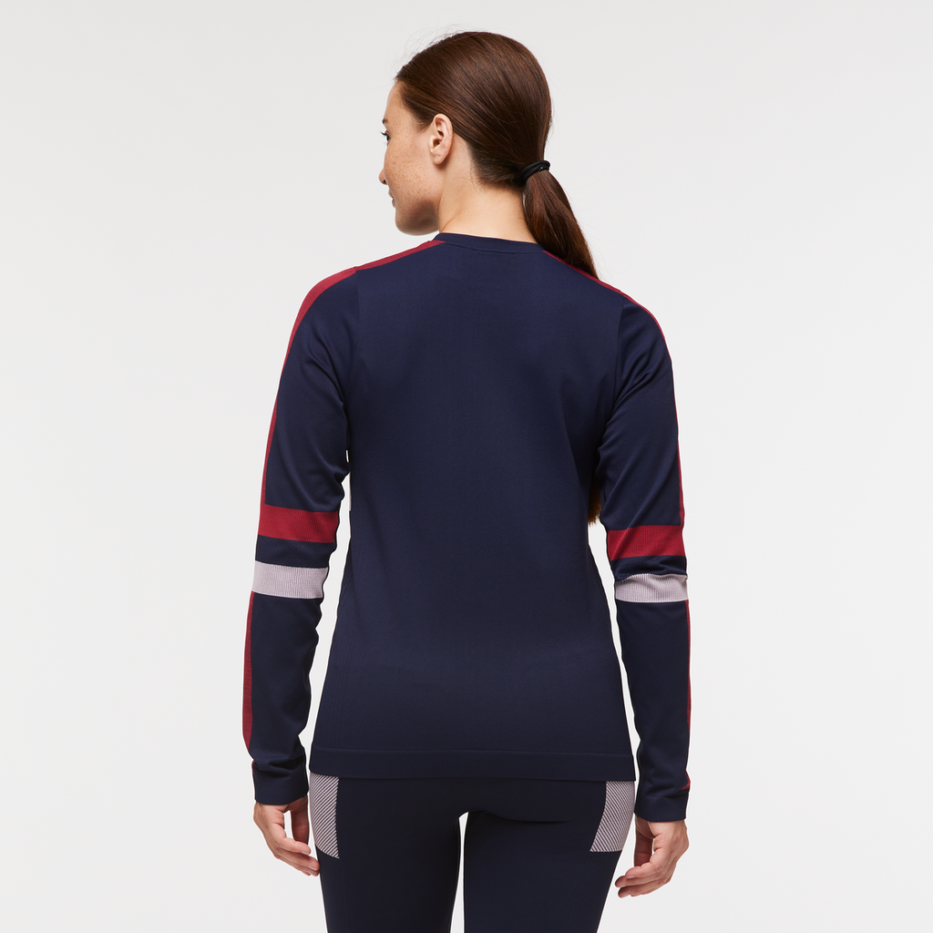 Debajo Seamless Baselayer Crew - Women s - Casual Outdoor Style