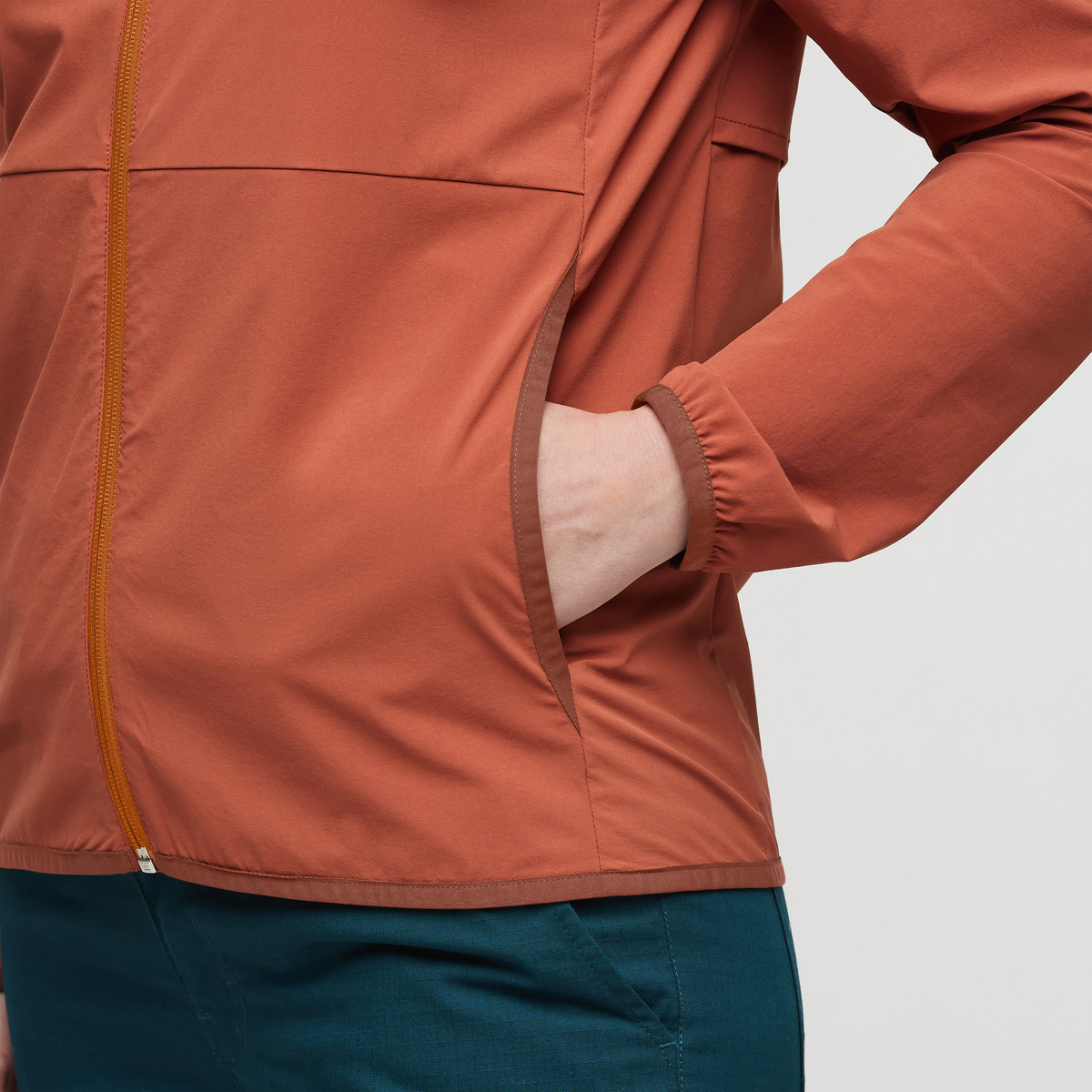 Vuelta Performance Windbreaker Jacket - Outdoor Ready