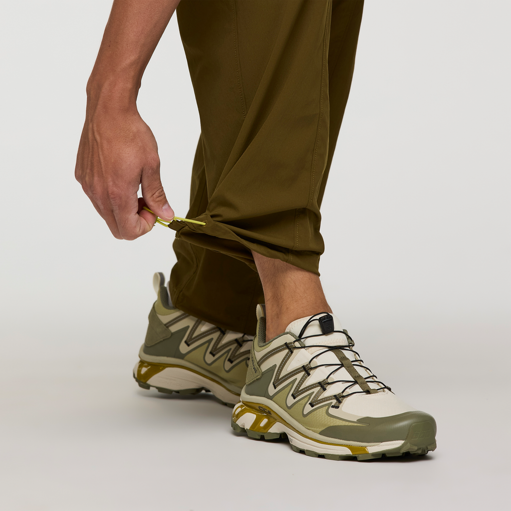 Coraje Tech Cargo Pant - Men s - Everyday Adventure Style