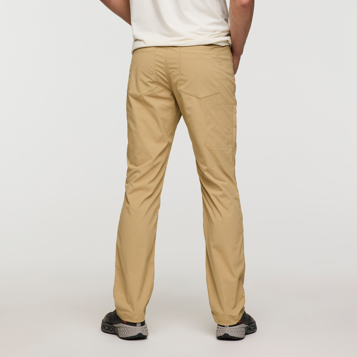 Coraje Tech Pant - Men s - Casual Adventure Style