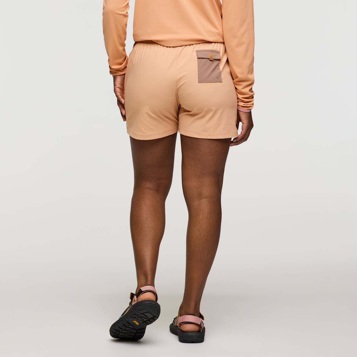Brinco 5 Short - Solid - Women s - Soft Layering Warmth