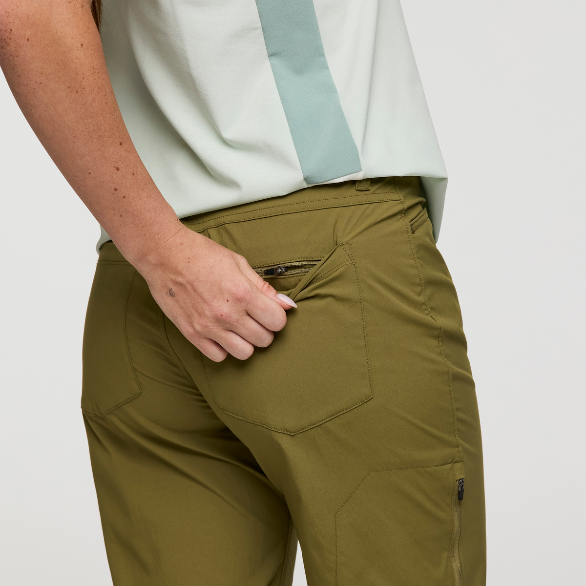 Coraje Tech Pant - Women s - Active Everyday Wear
