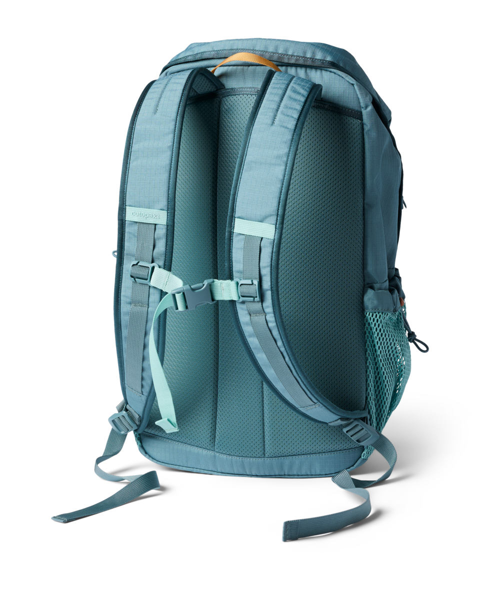 Clase 28L Daypack - Everyday Adventure