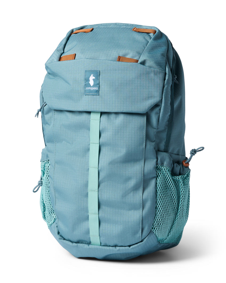 Clase 28L Daypack - Everyday Adventure