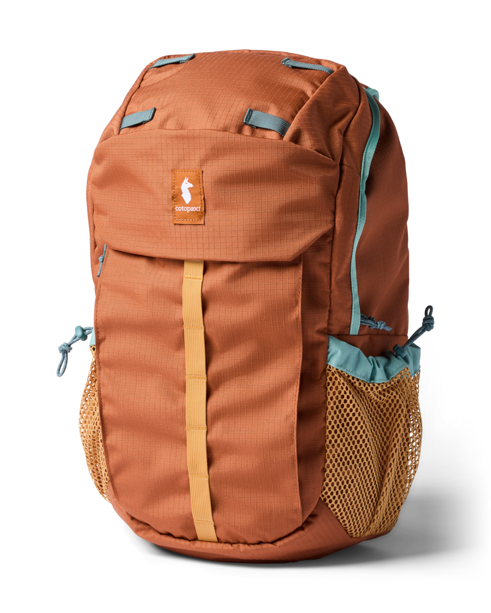 Clase 28L Daypack - Everyday Adventure