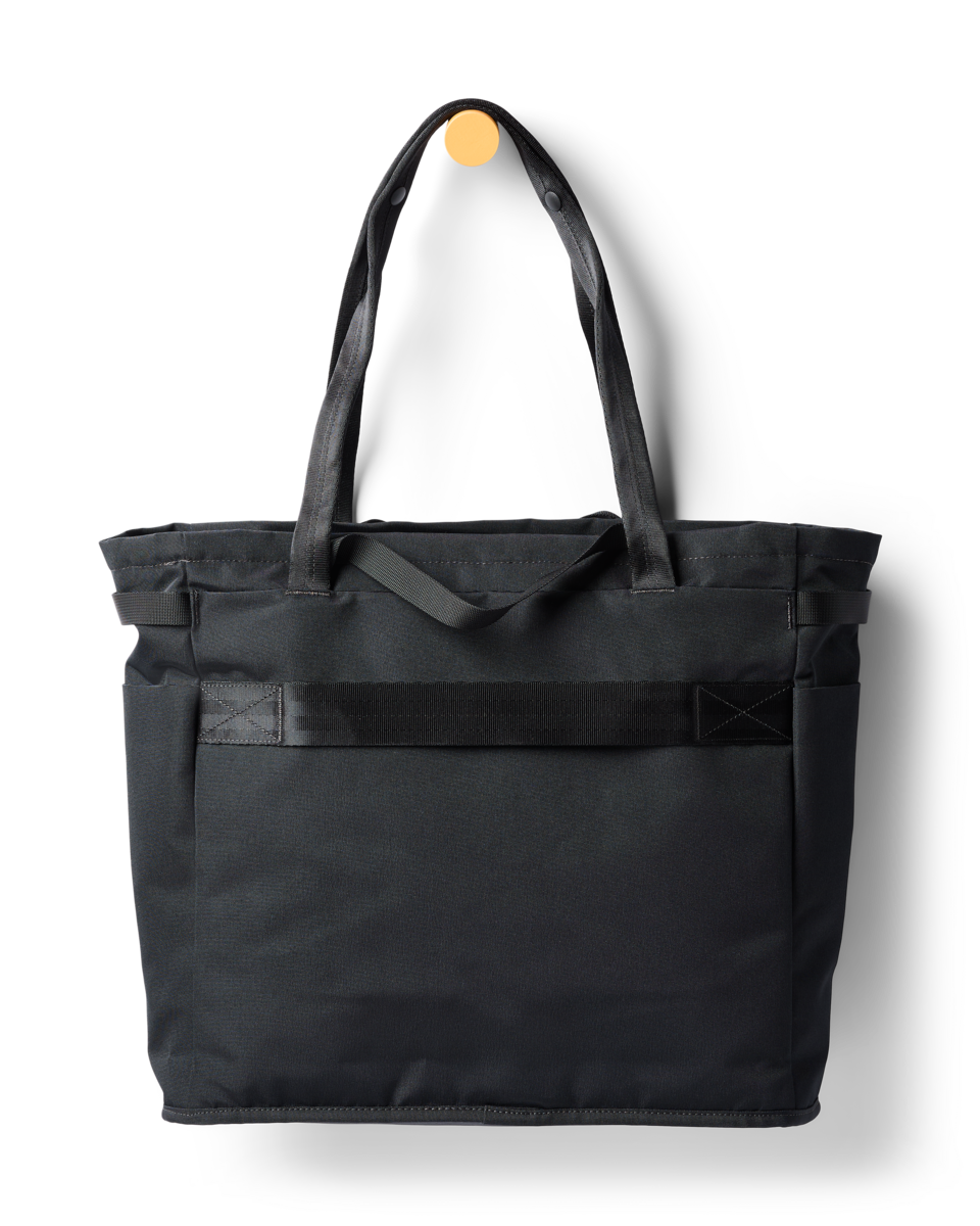 Mente 22L Tote - Versatile Hauling