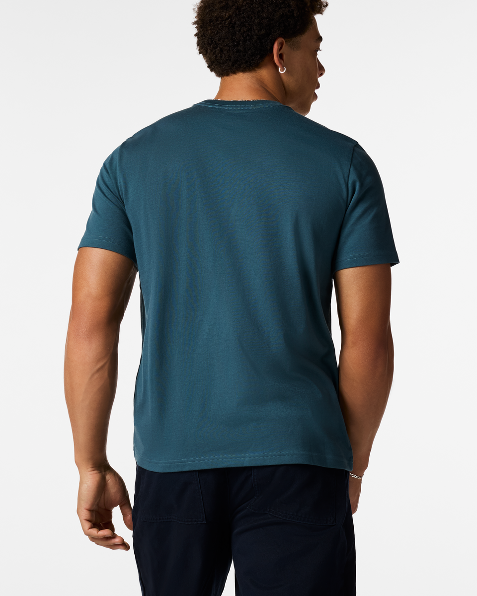 Llama Icon T-Shirt - Men s - Casual Adventure Style