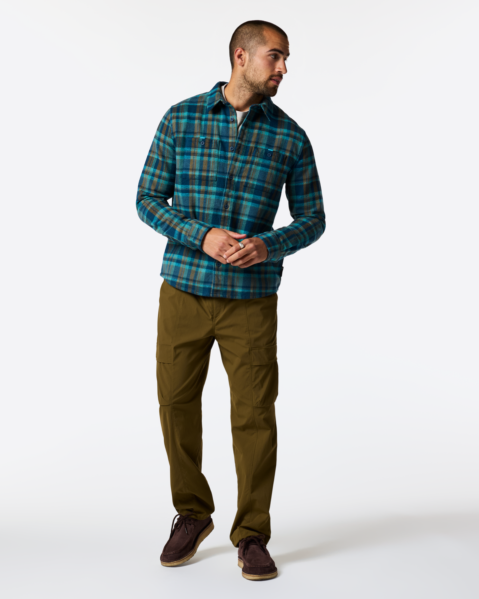 Mero Organic Flannel Shirt - Men s - Everyday Adventure Style