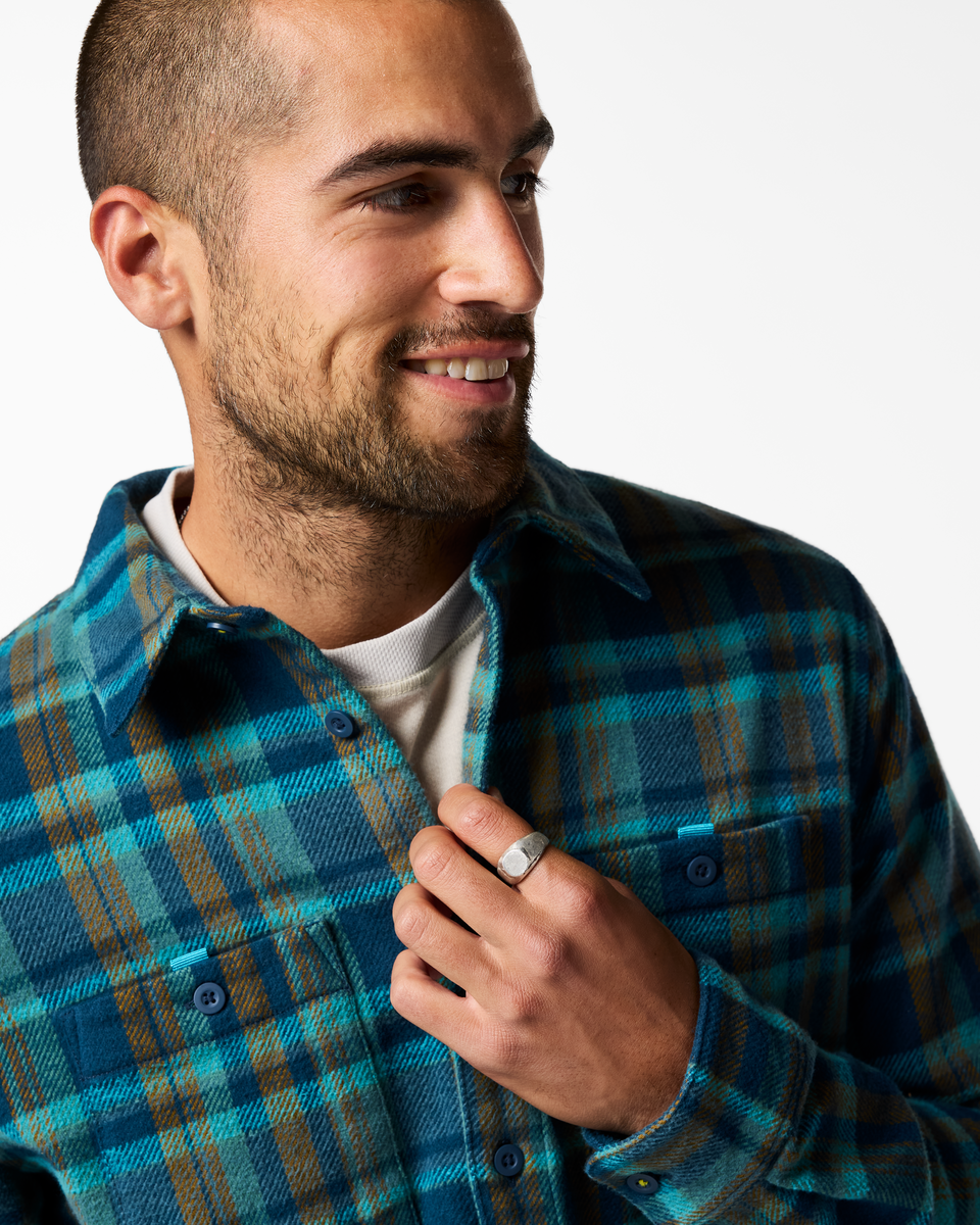 Mero Organic Flannel Shirt - Men s - Everyday Adventure Style