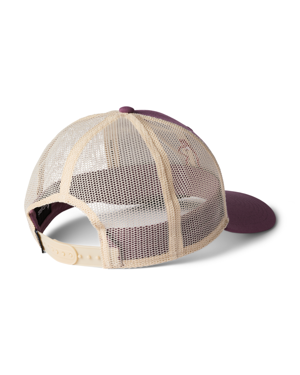 Llama Trucker Hat - Everyday Outdoor Style