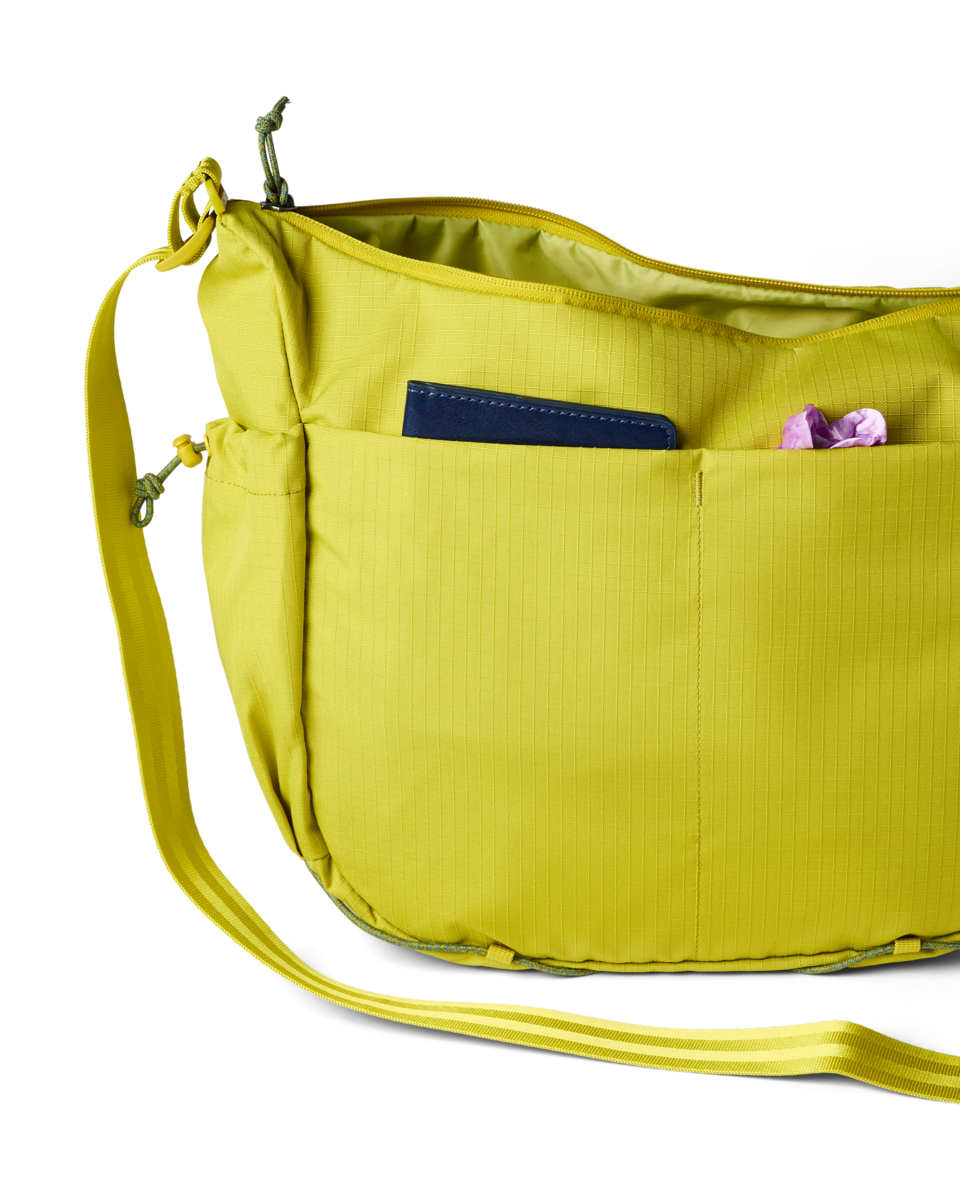 Viaje 12L Shoulder Bag - Gear Ready