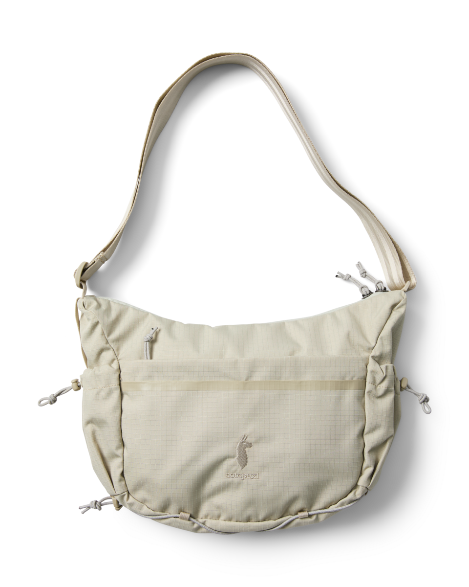 Viaje 9L Shoulder Bag - Roomy Everyday Carry