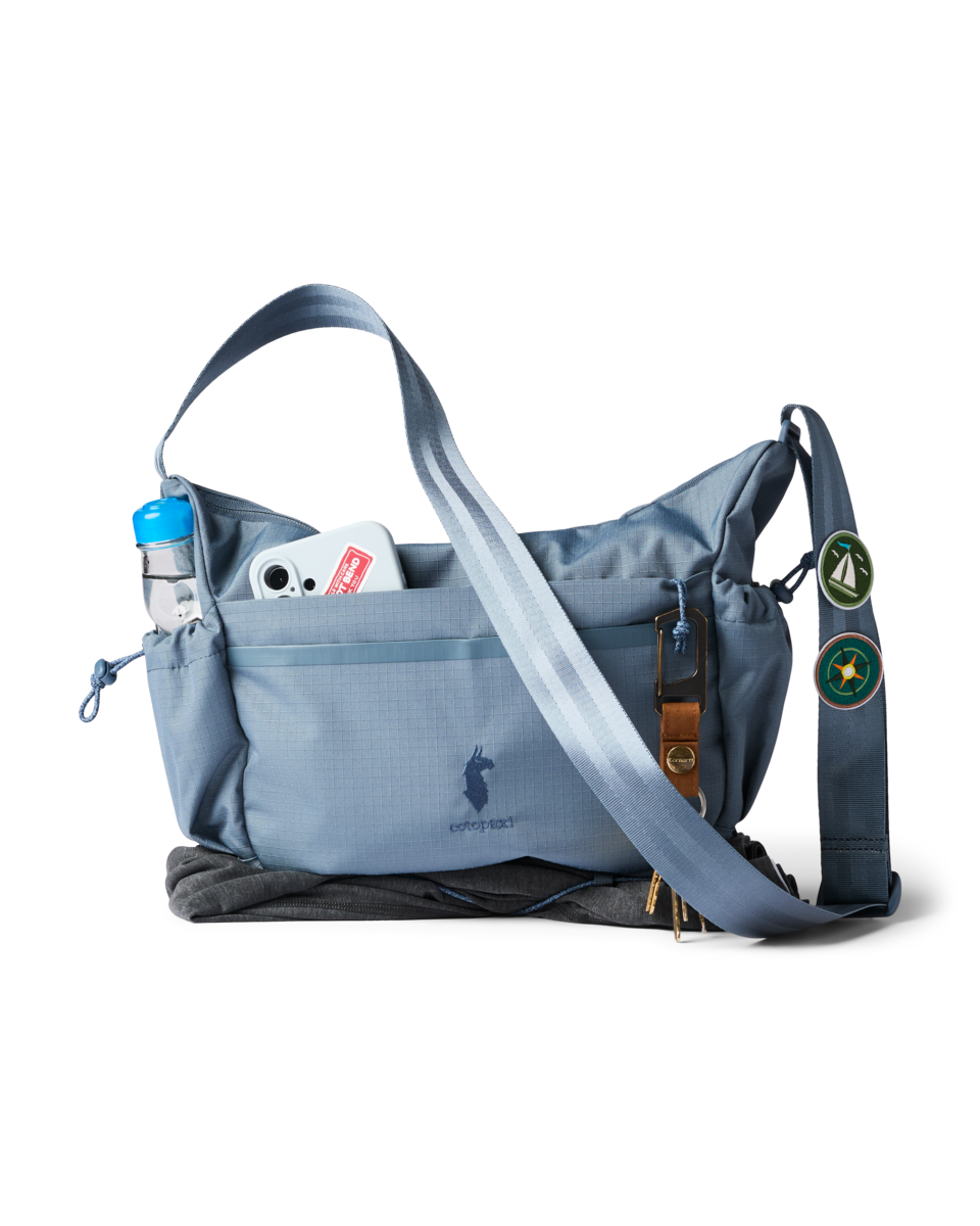 Viaje 9L Shoulder Bag - Roomy Everyday Carry
