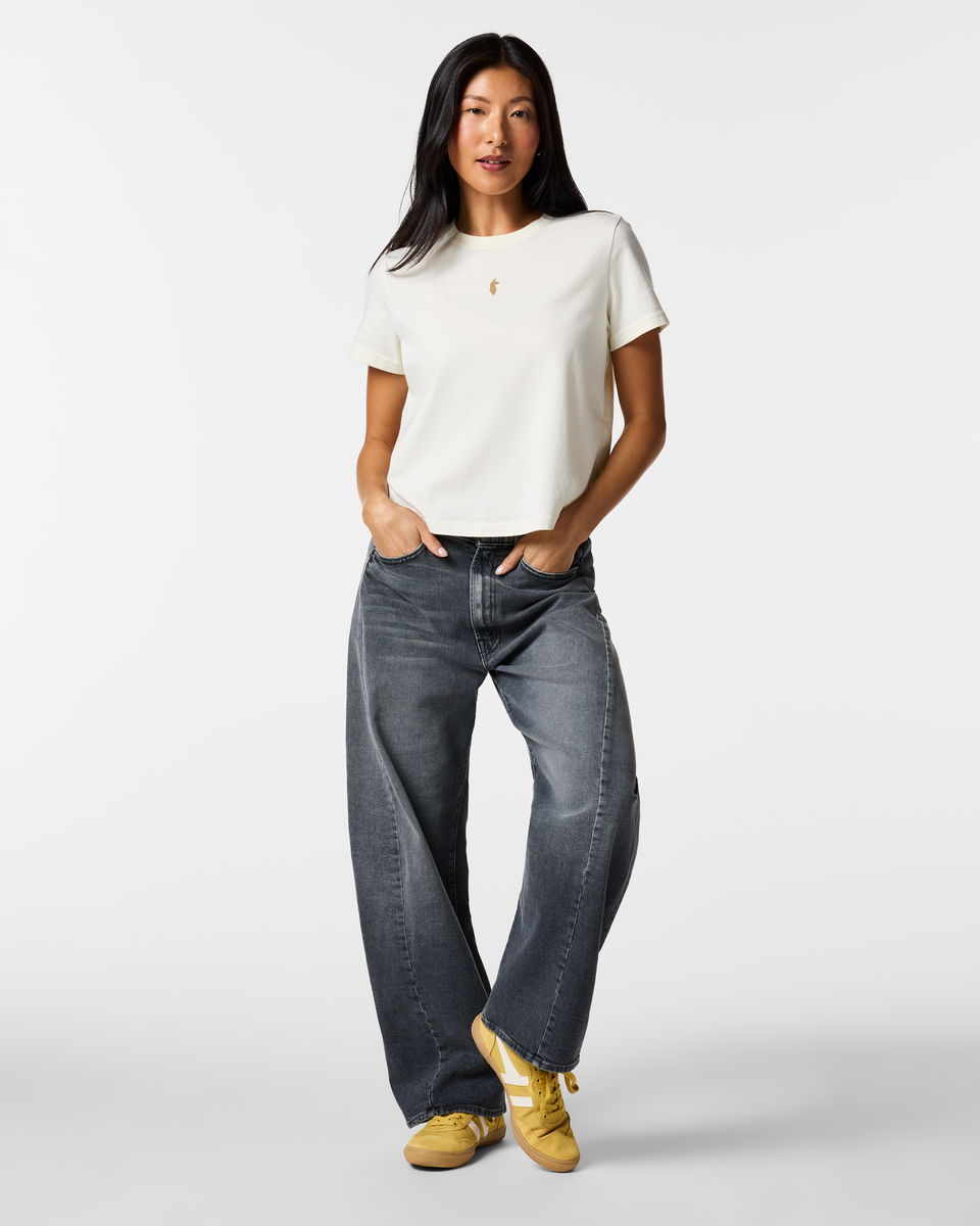 Llama Icon T-Shirt - Women s - Comfortable Everyday Wear
