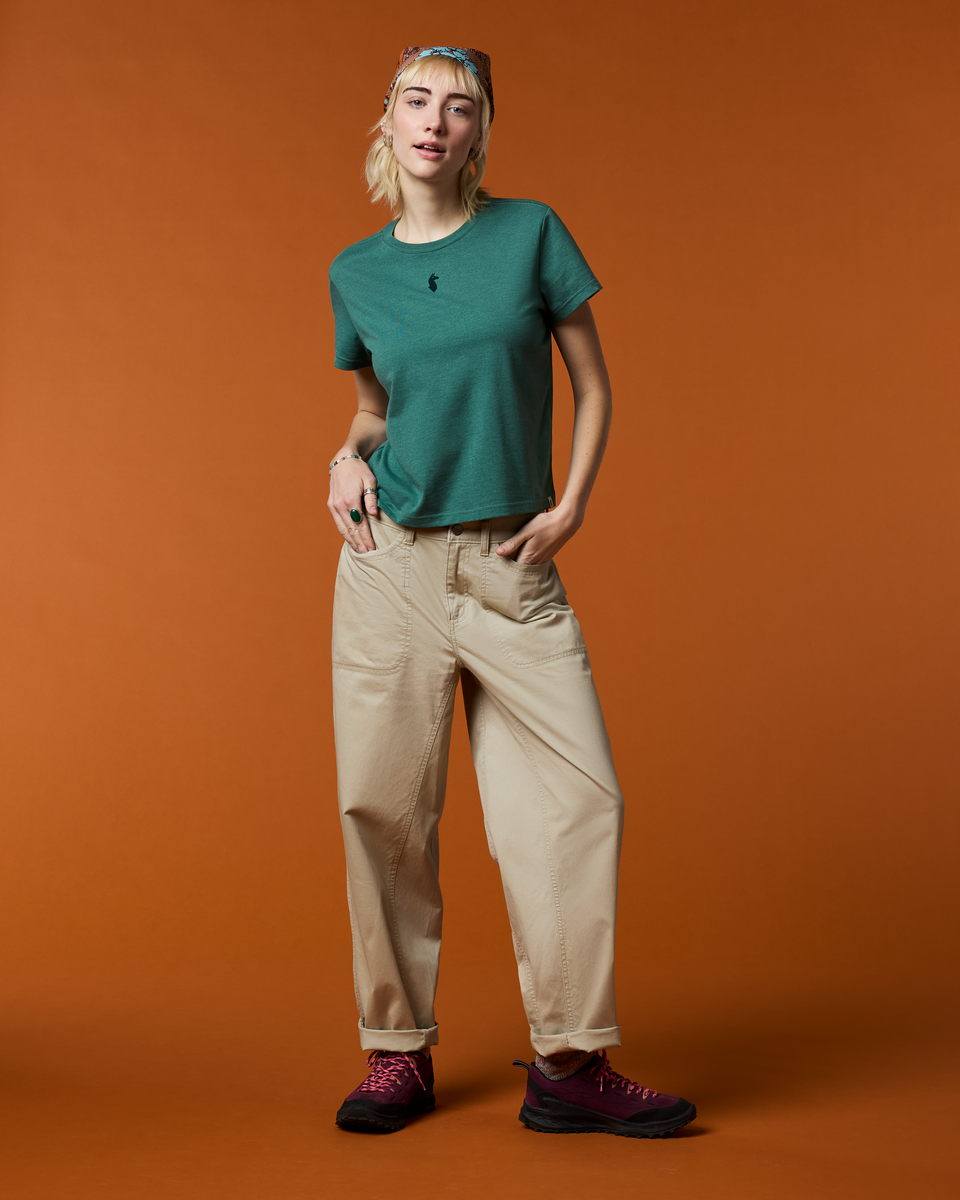 Llama Icon T-Shirt - Women s - Comfortable Everyday Wear
