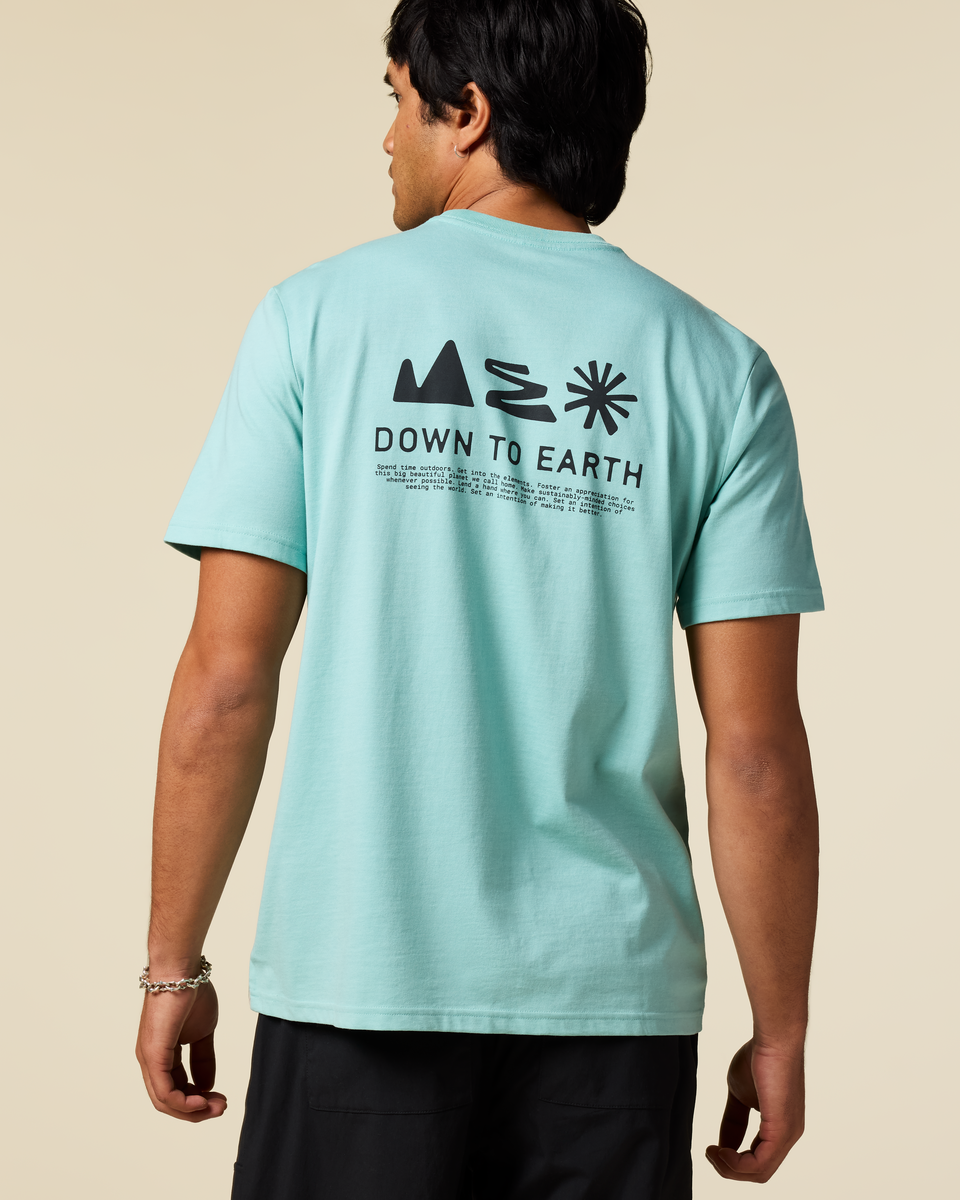 Mountain Magic T-Shirt - Men s - Soft Outdoor Essential