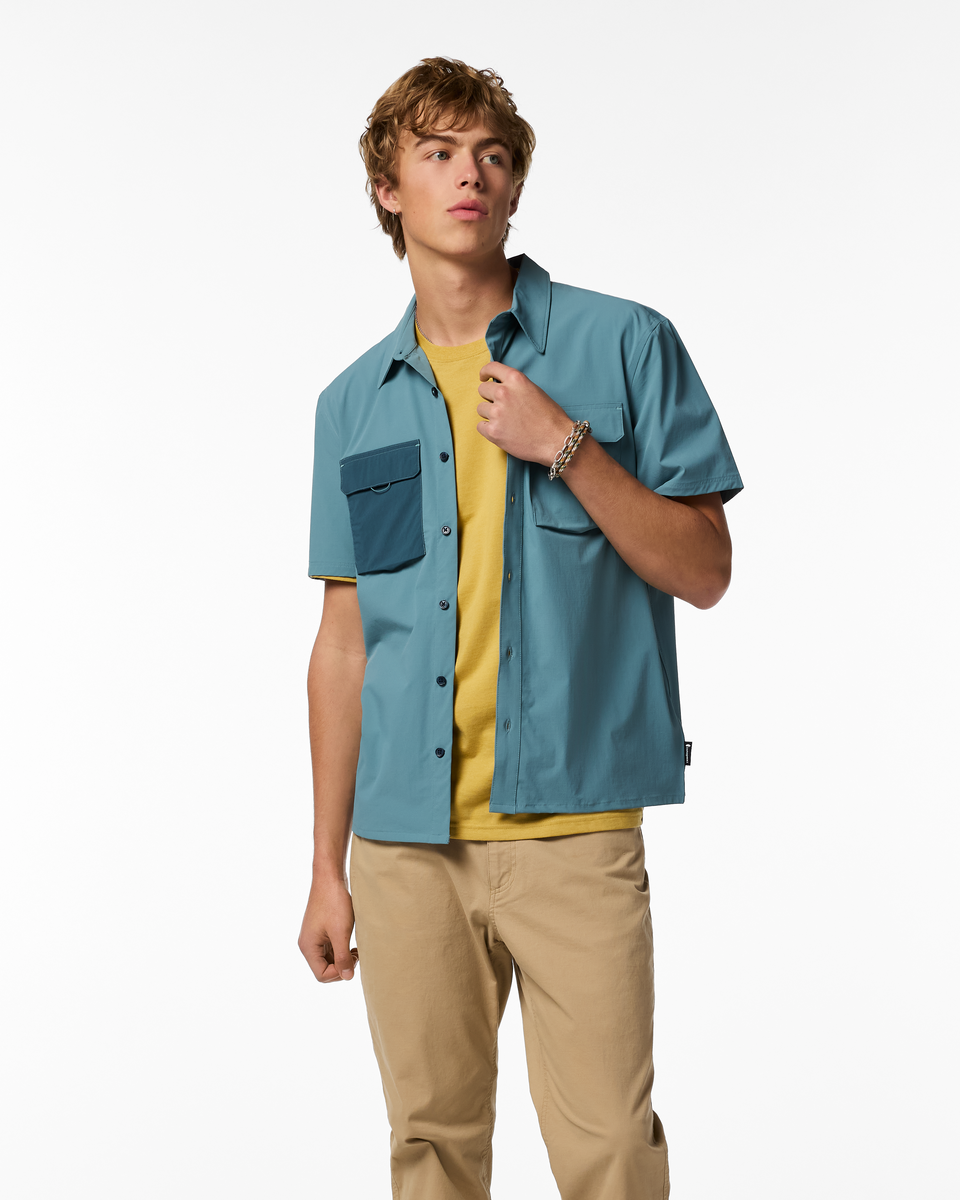 Solta Short-Sleeve Sun Shirt - Men s - Lightweight Sun Coverage