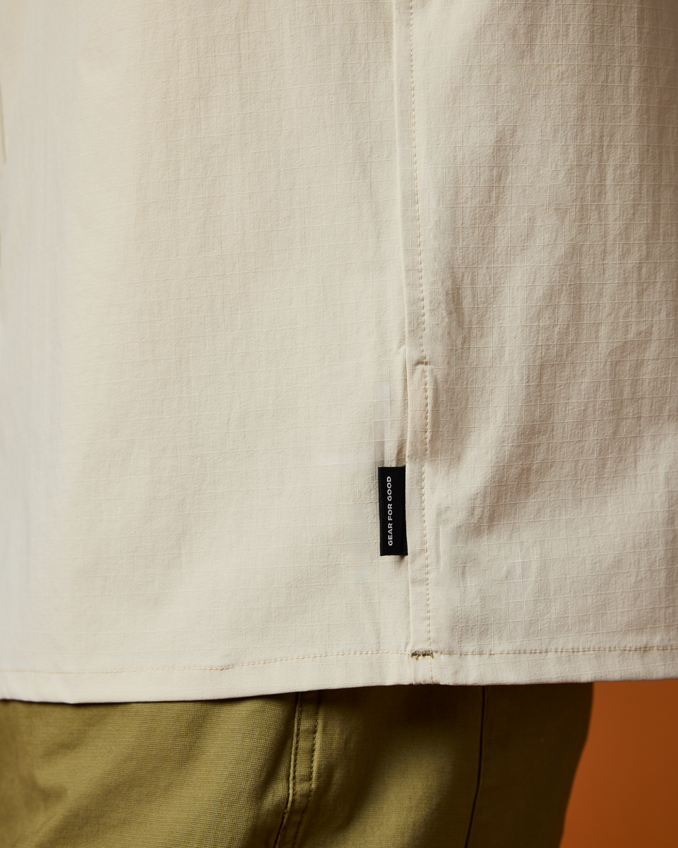 Solta Short-Sleeve Sun Shirt - Men s - Lightweight Sun Coverage