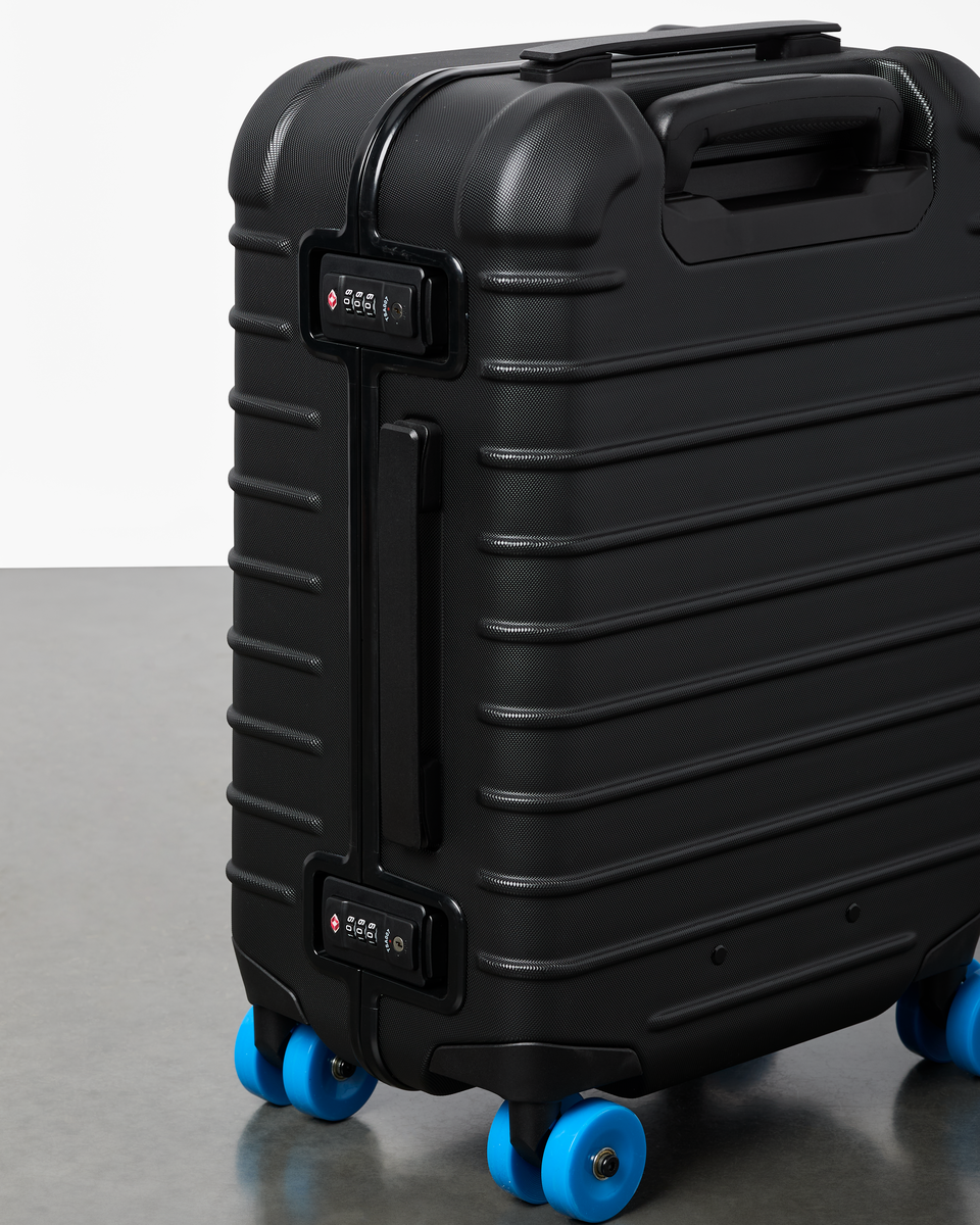 Coraza Suitcase - Carry On - Organized Travel