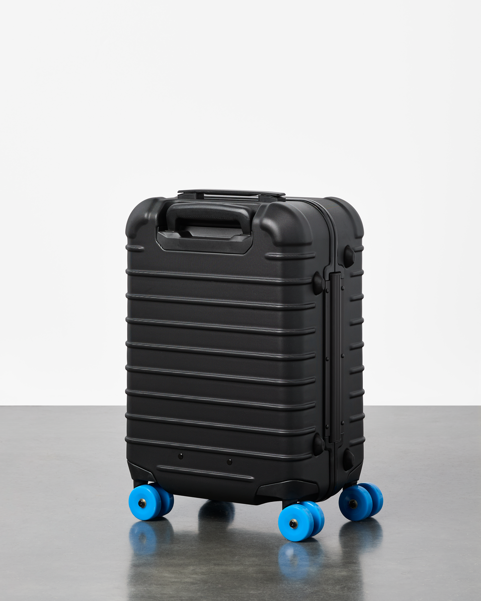 Coraza Suitcase - Carry On - Organized Travel
